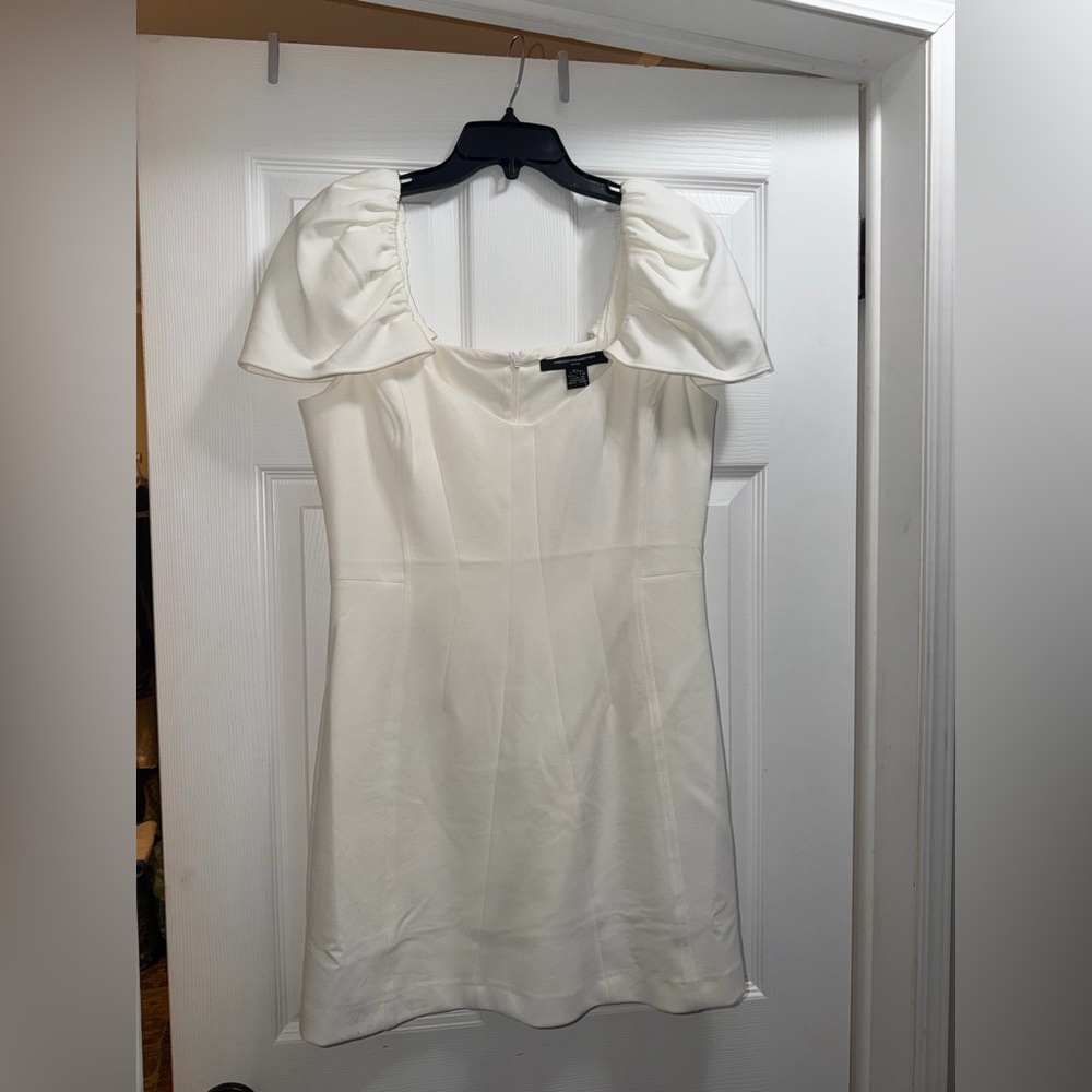 Elegant White Puff-Sleeve Dress